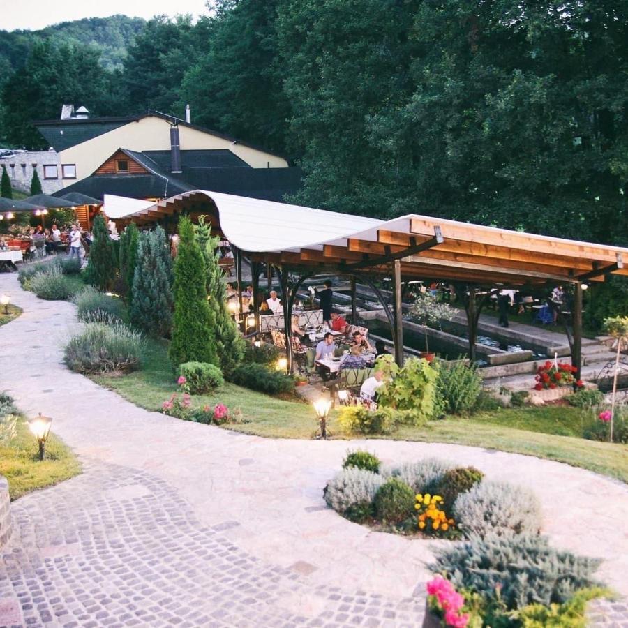Toplik Village Resort Lukavica Exteriör bild